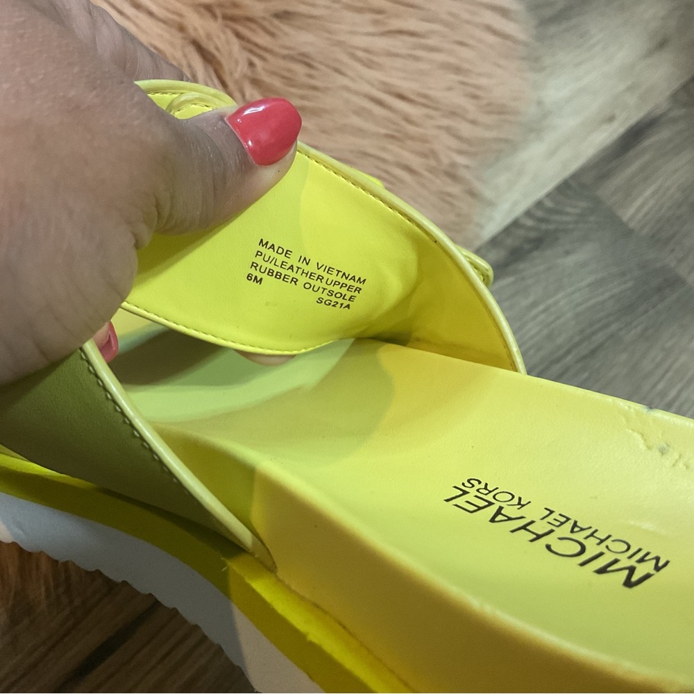 Michael Michael Kors Bo Slide Sandals Lime Size 6 - Picture 9 of 13